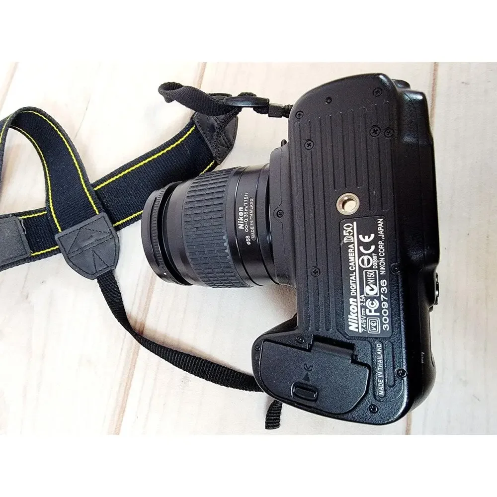Nikon D50 Black DSLR Camera with Nikon AF Nikkor 28-80mm f/3.3-5.6G ED Lens